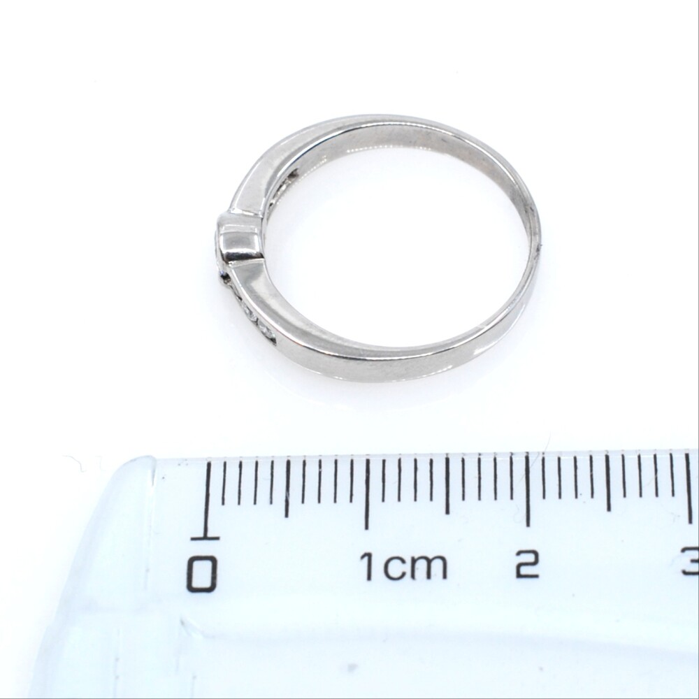 Anillo en oro 18k blanco y brillantes Anillo en oro 18k blanco y brillantes