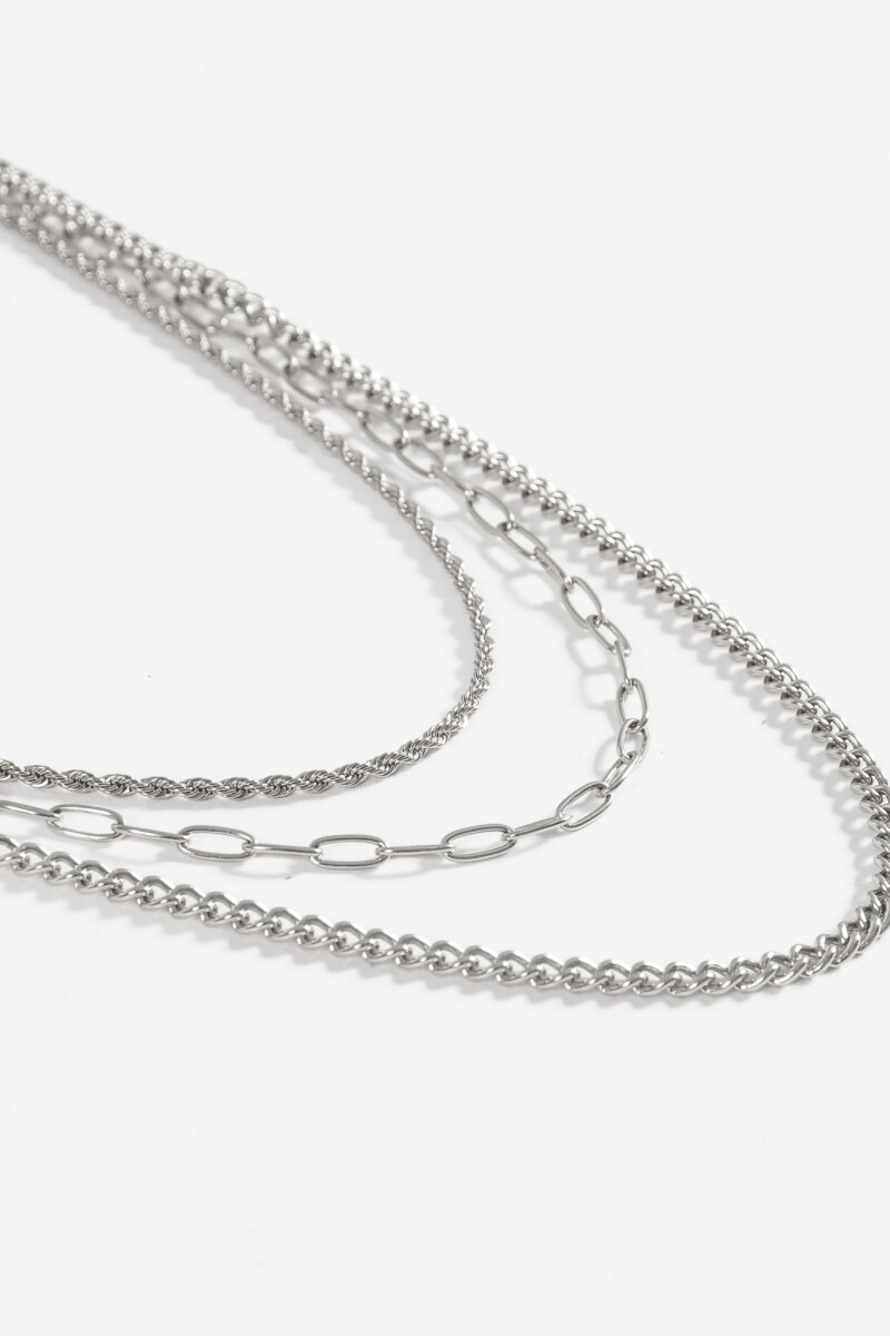 Collar triple vuelta acero plateado