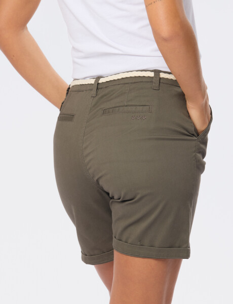 BERMUDA CLASICA Verde