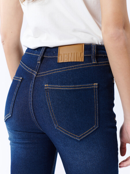 PantalÃ³n Jean Cropped Flare Azul oscuro