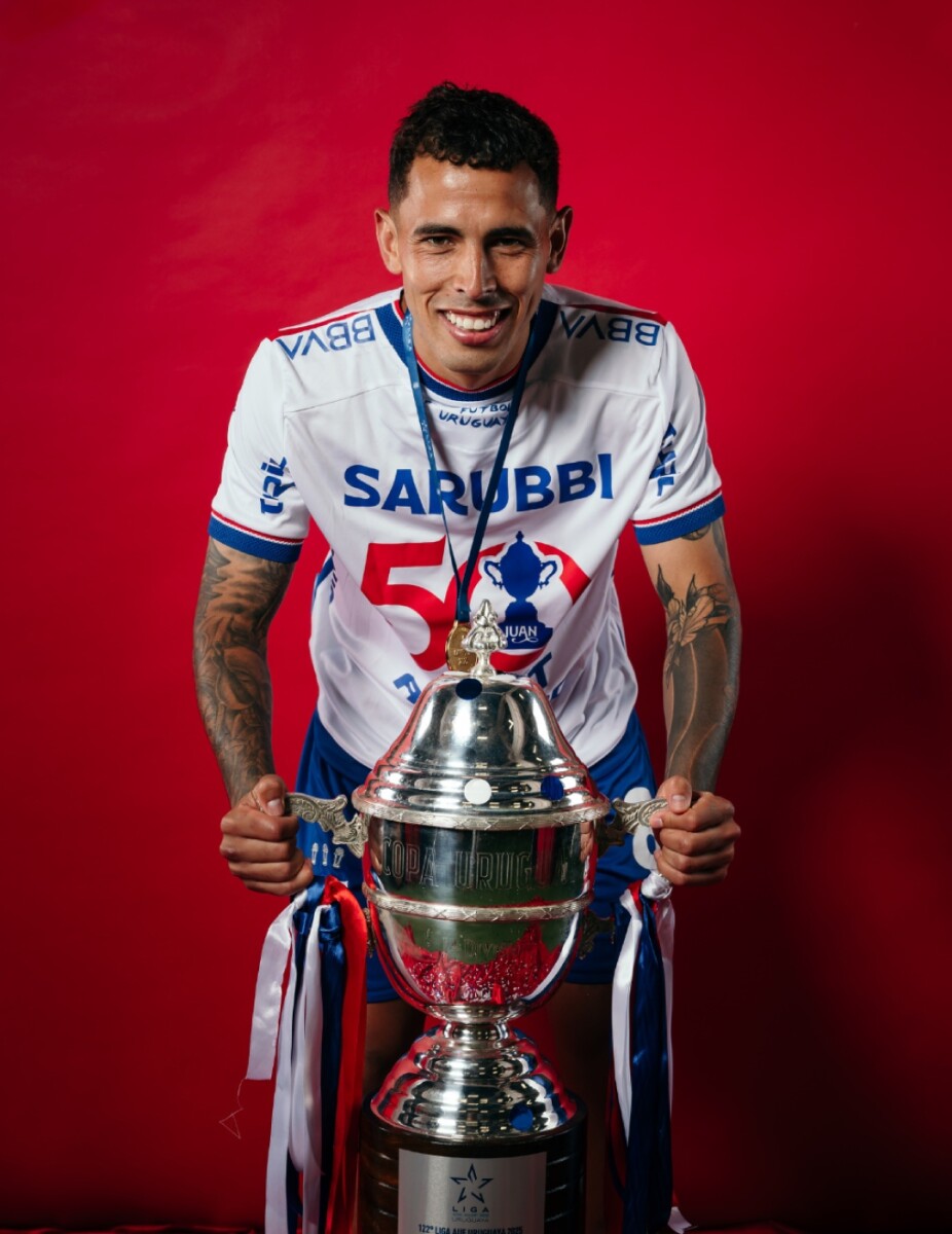 CAMISETA HOME OFICIAL 2025 Nacional Oficial Hombre - 000 