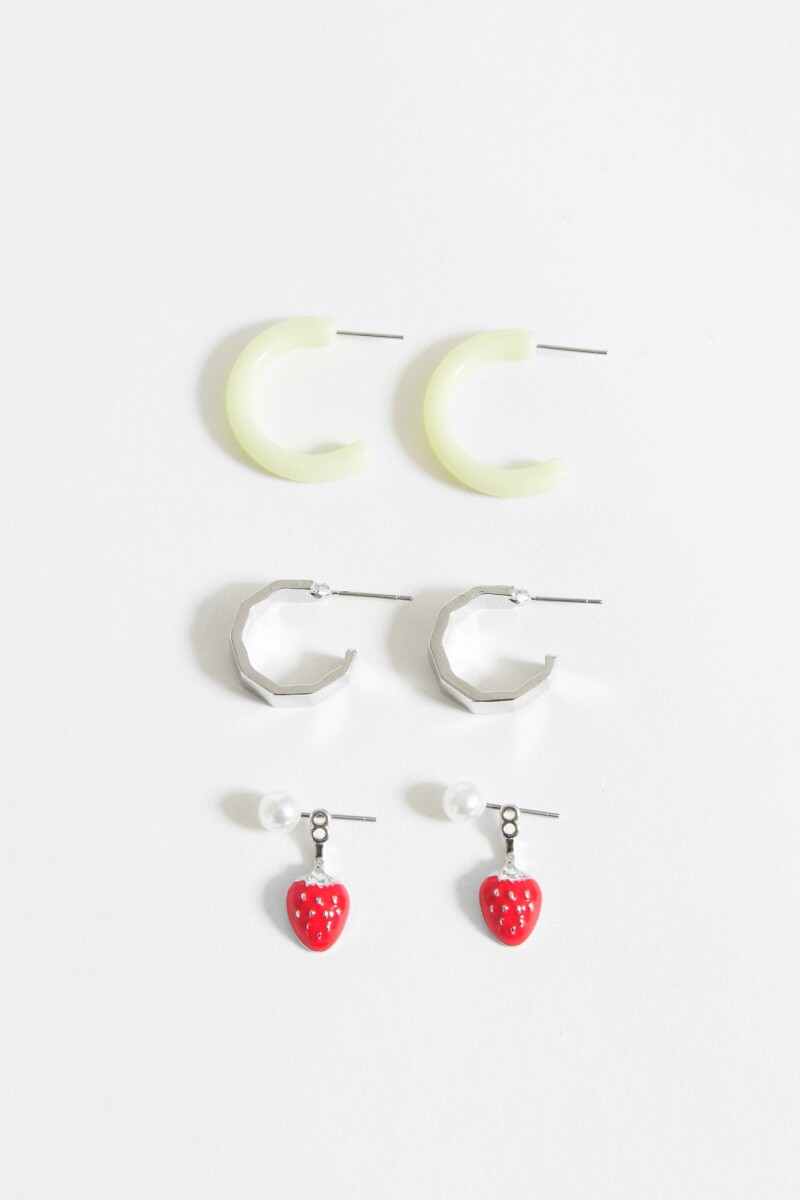 Set de aros dije frutilla plateado