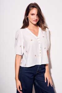 Blusa Viscosa Bordada Nacar