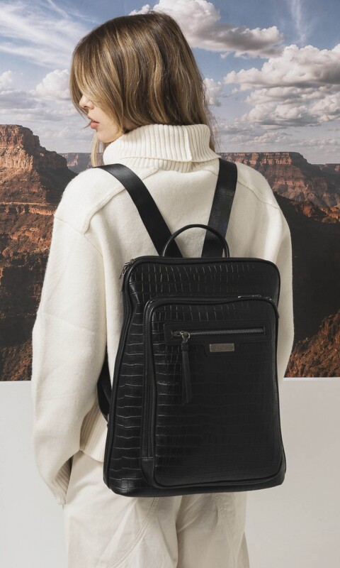 MOCHILA CONSTANZA NEGRO