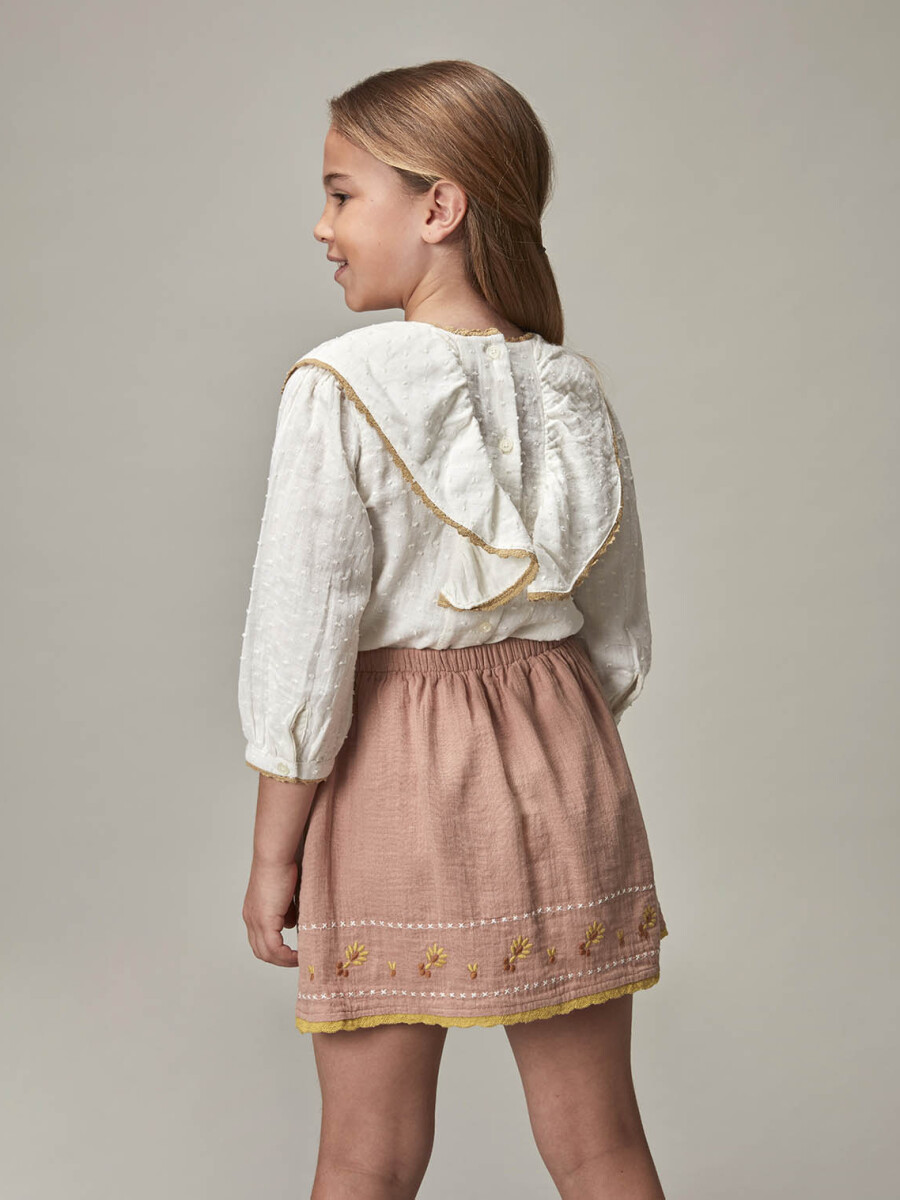 Blusa Manga Al Codo Con Tiras Bordadas Crudo