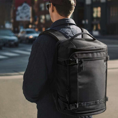 Mochila bolso con bolsillos de viaje Negro