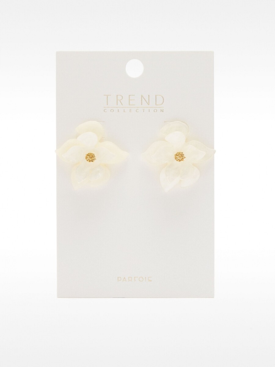 Pendientes Maxi De Flor Perolada crudo