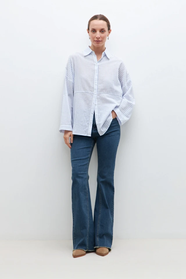 Camisa rayada con brillos celeste
