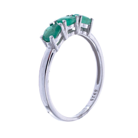 Anillo de Plata 925 con Raíz de Esmeralda. Anillo de Plata 925 con Raíz de Esmeralda.
