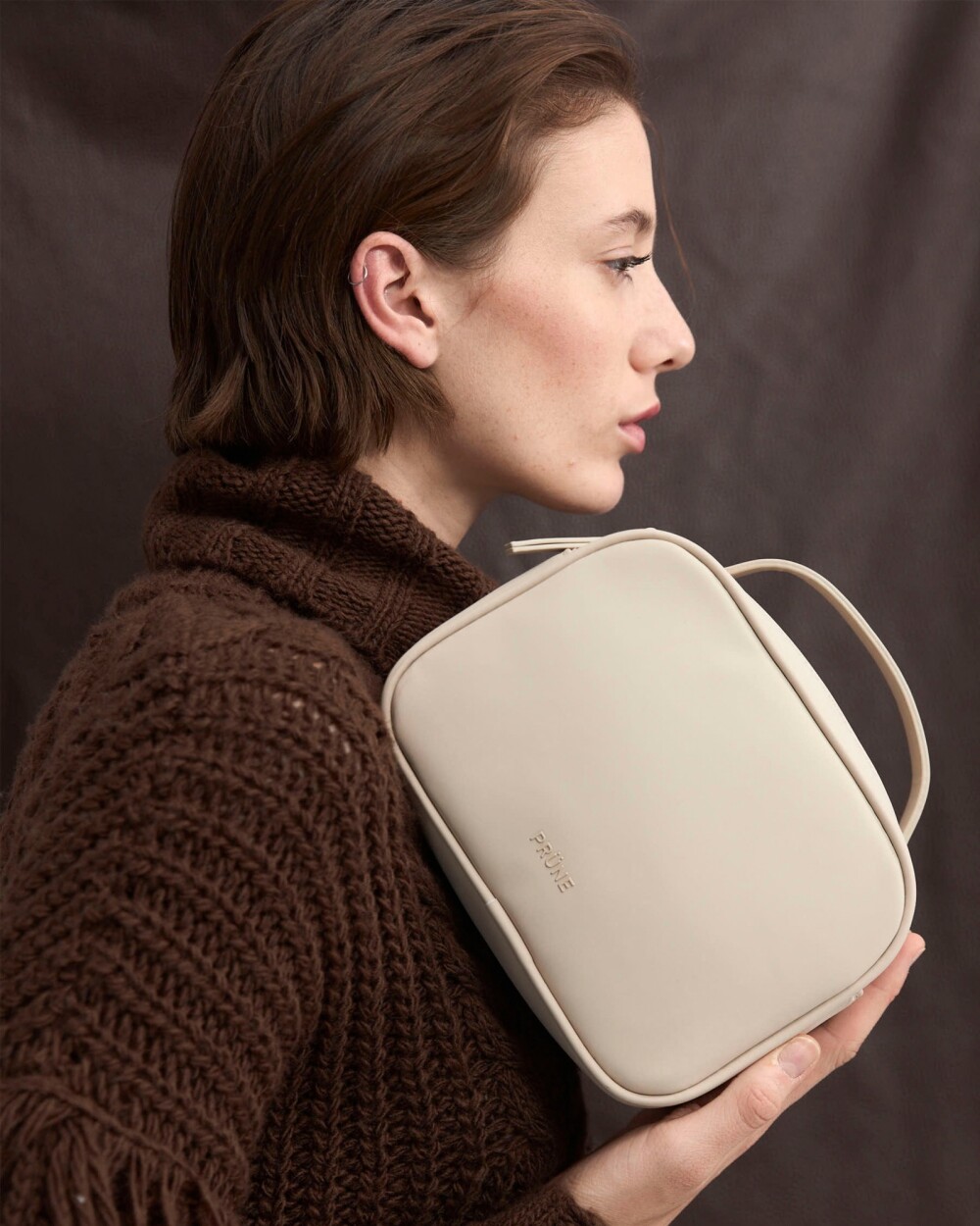 Mini Bag Rubber en Efecto Rubber Matte Vison