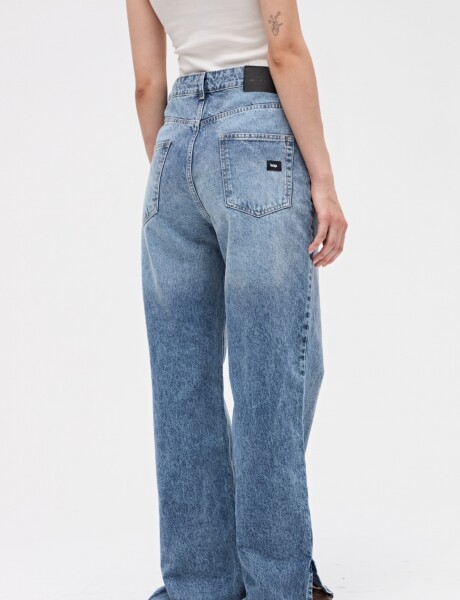 Jean Tierra Blue I26