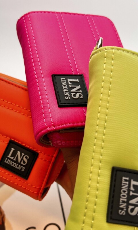 BILLETERA VERA MAGENTA