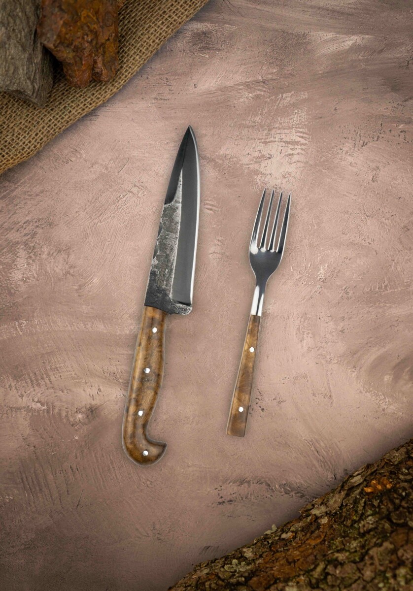 Juego cuchillo y tenedor, Cabo Sorocabano 