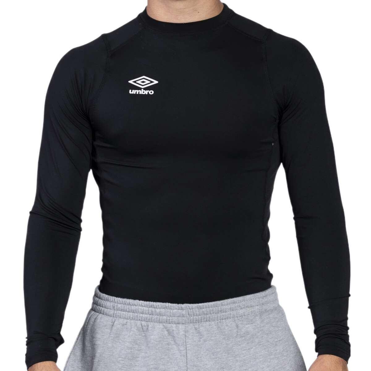 Remera de Hombre Umbro Termica 37º M/L Umbro - Negro 