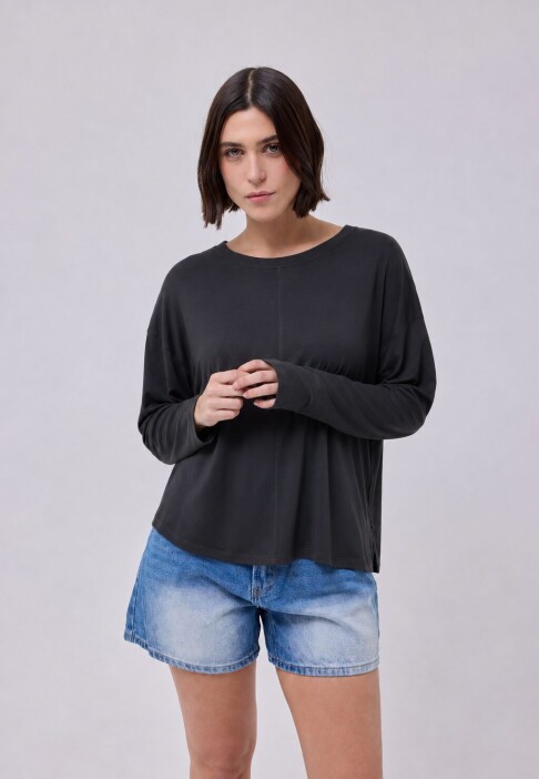 Remera cata lisa Remera cata lisa