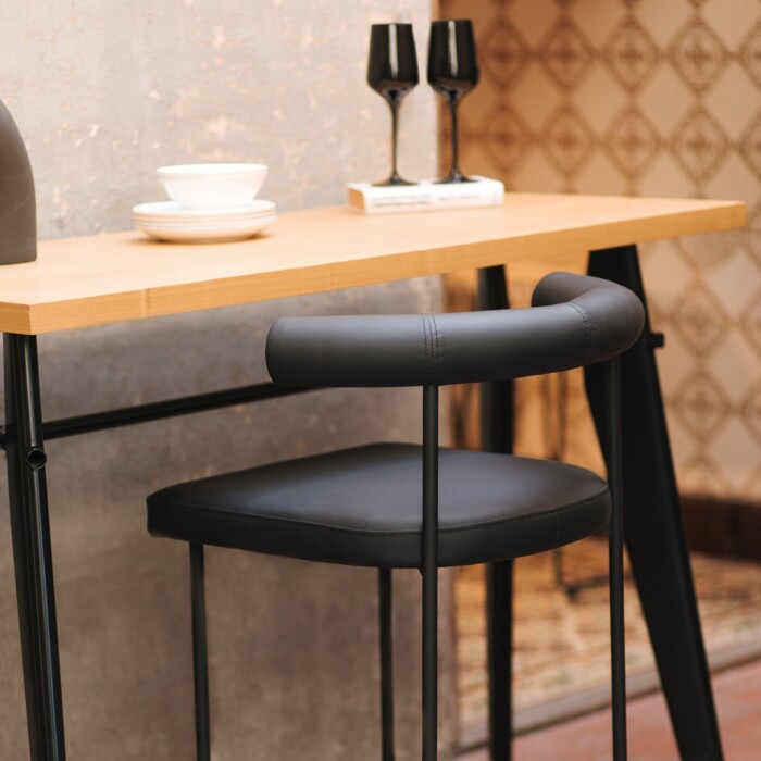 Banqueta Vegan Leather Negro EN EXHIBICIÓN | SIN CAMBIO