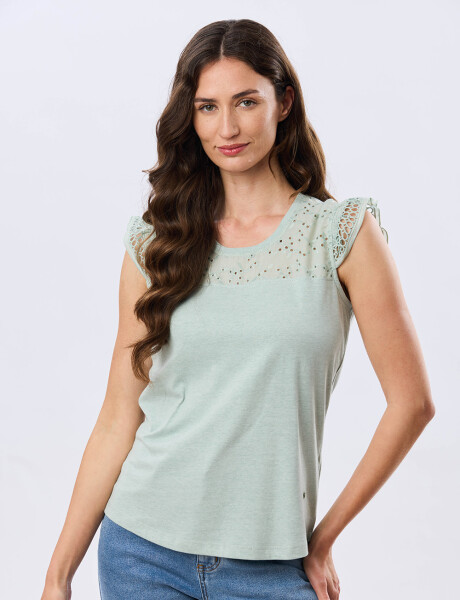 REMERA DE ALGODÓN CON BRODERIE Verde