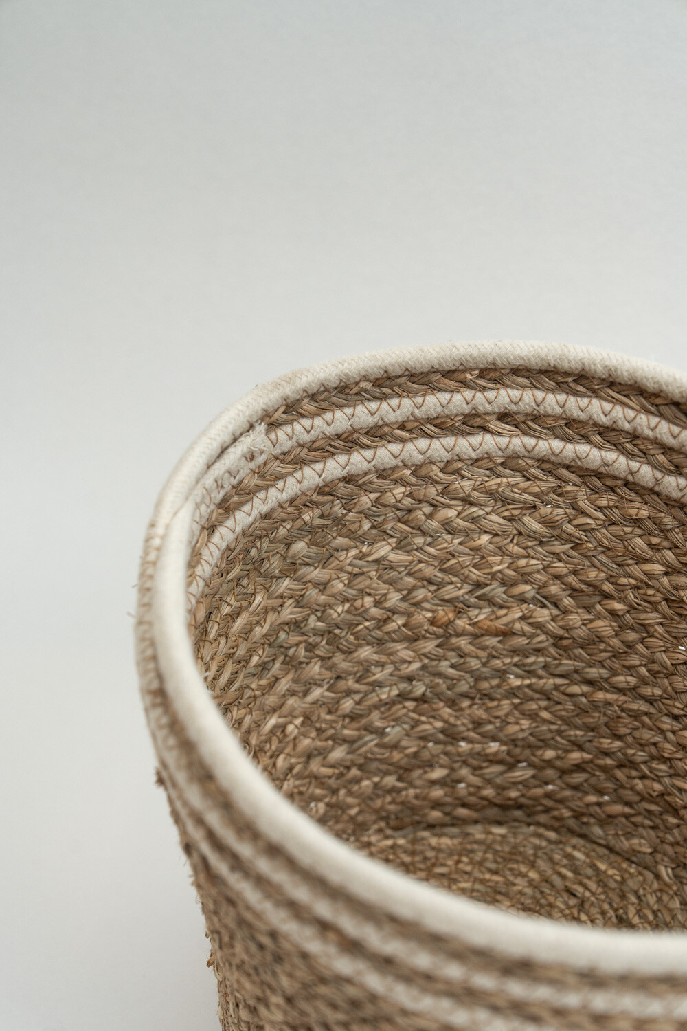 Cesto Karachi Color Unico