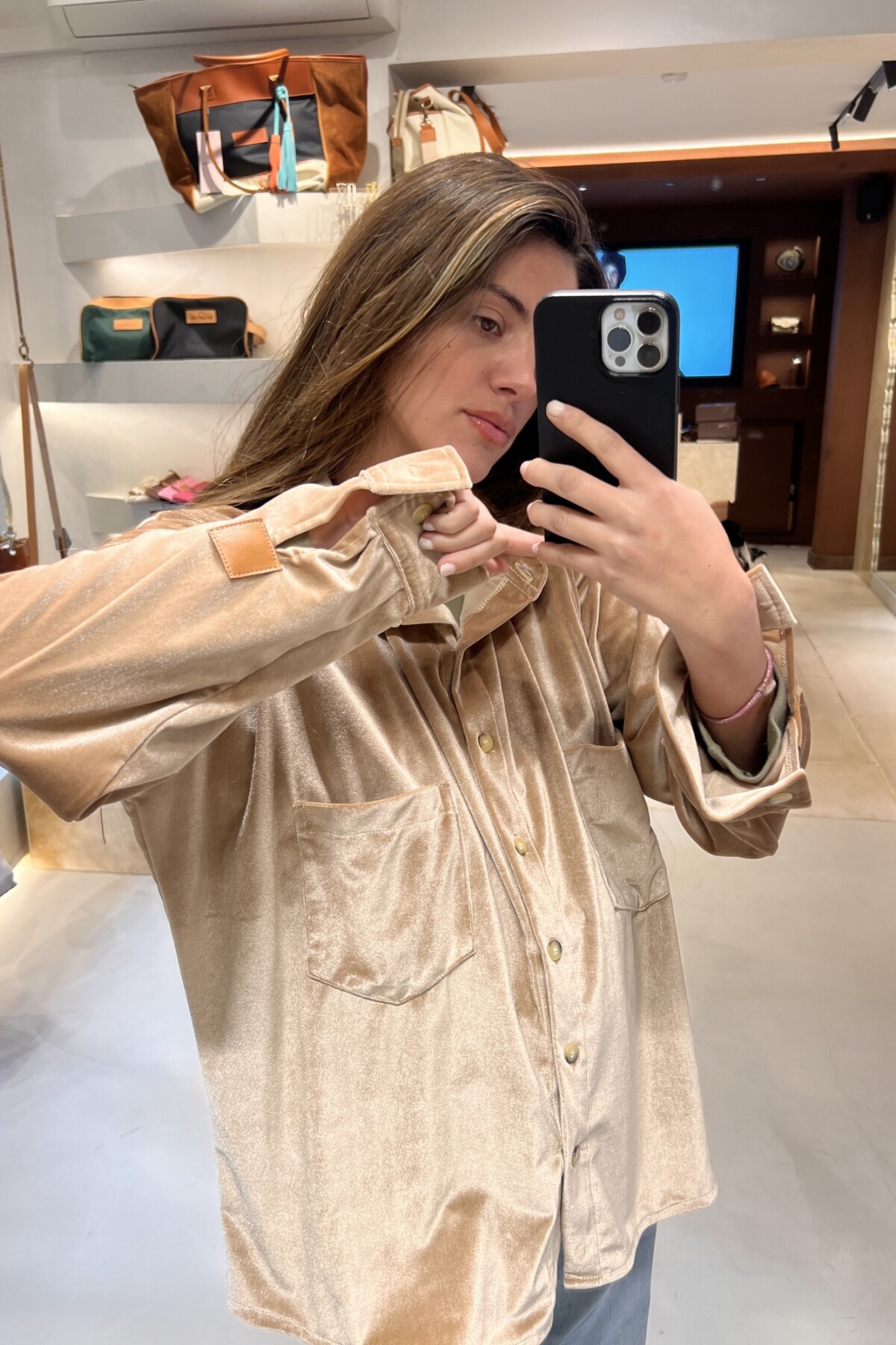 Velvet Shirt con Puño Beige