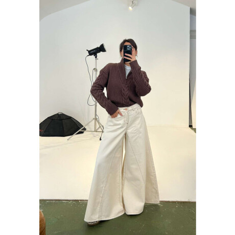 Wideleg Magnolia Off White