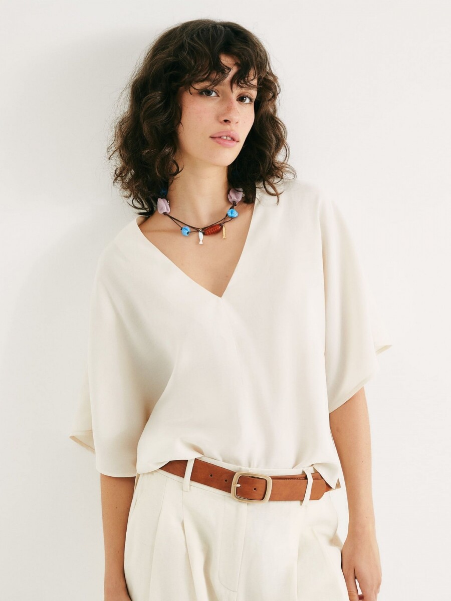 BLUSA DE ESCOTE EN V - BLANCO 