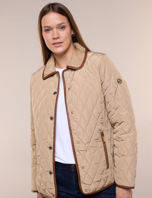 Campera Capitoneada Detalle En Ecocuero BEIGE