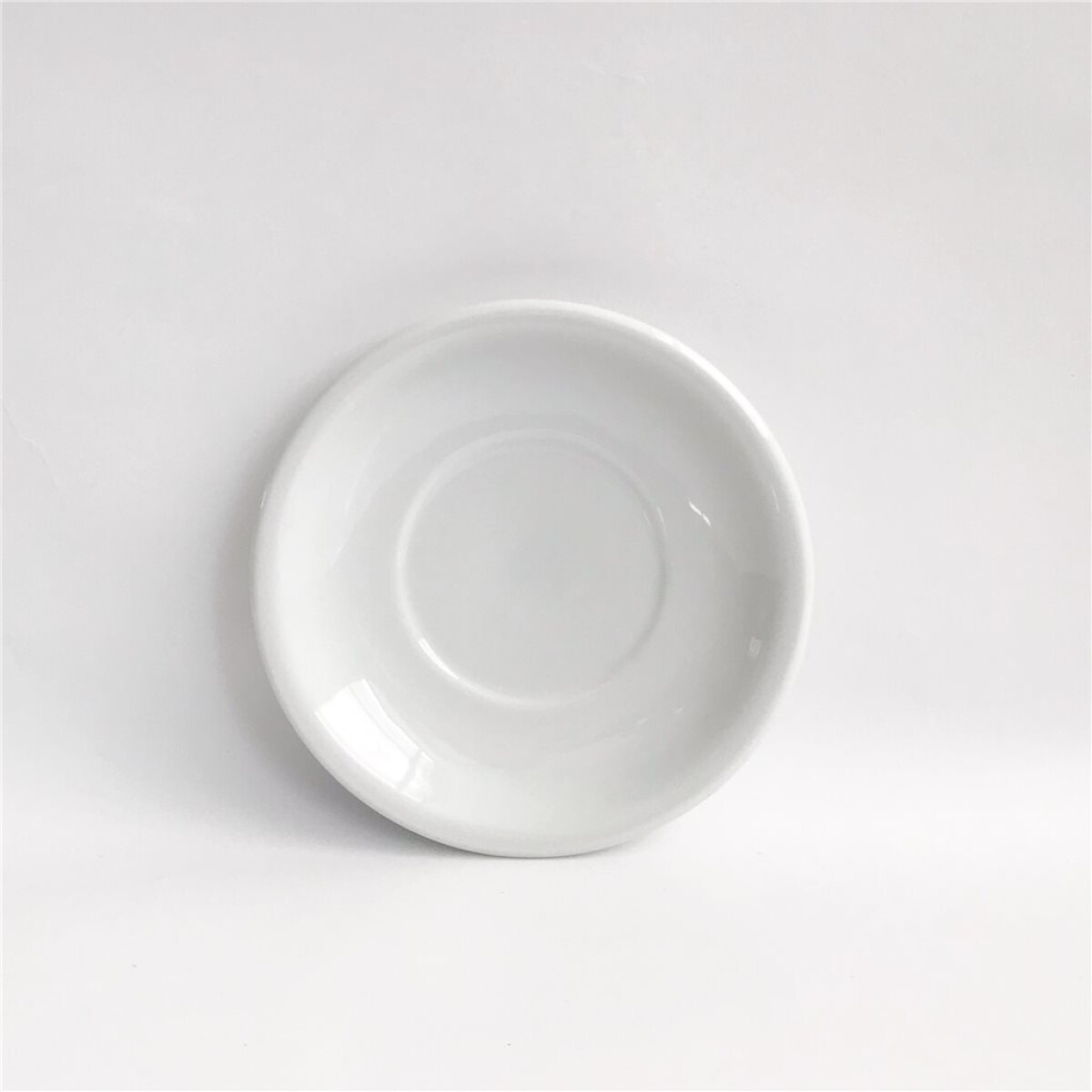 PLATO TAZA TE D15CM LINEA RECTA BLANCO VERBANO 