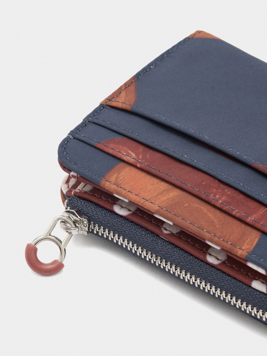 Cartera De Nylon Estampado multicolor
