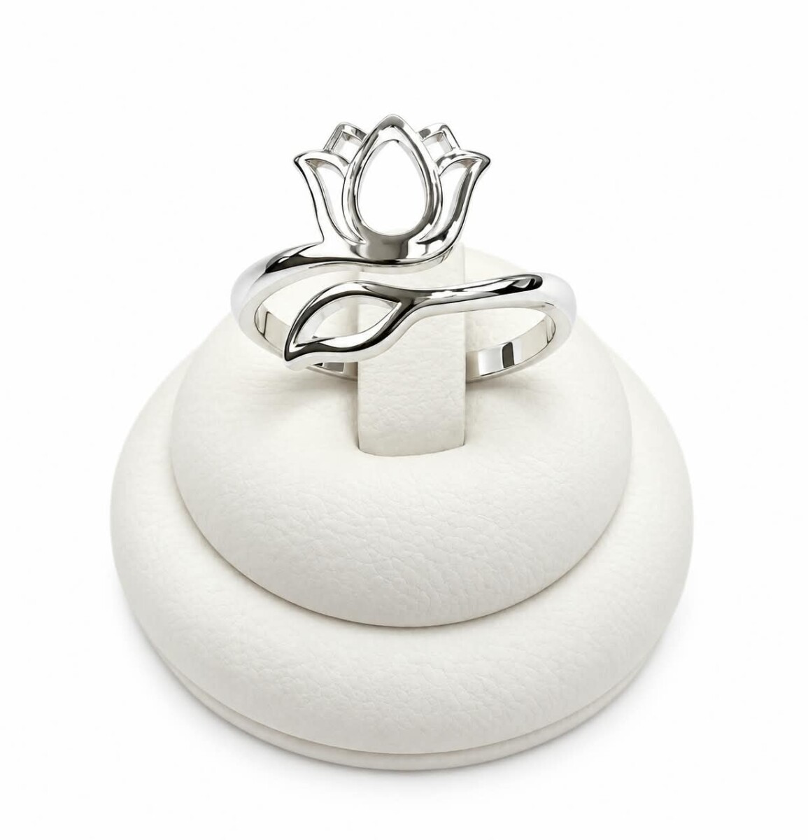 Anillo con flor de loto 