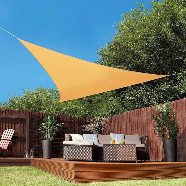 Vela Sombra Triangular 5x5x5 Beige Vela Sombra Triangular 5x5x5 Beige
