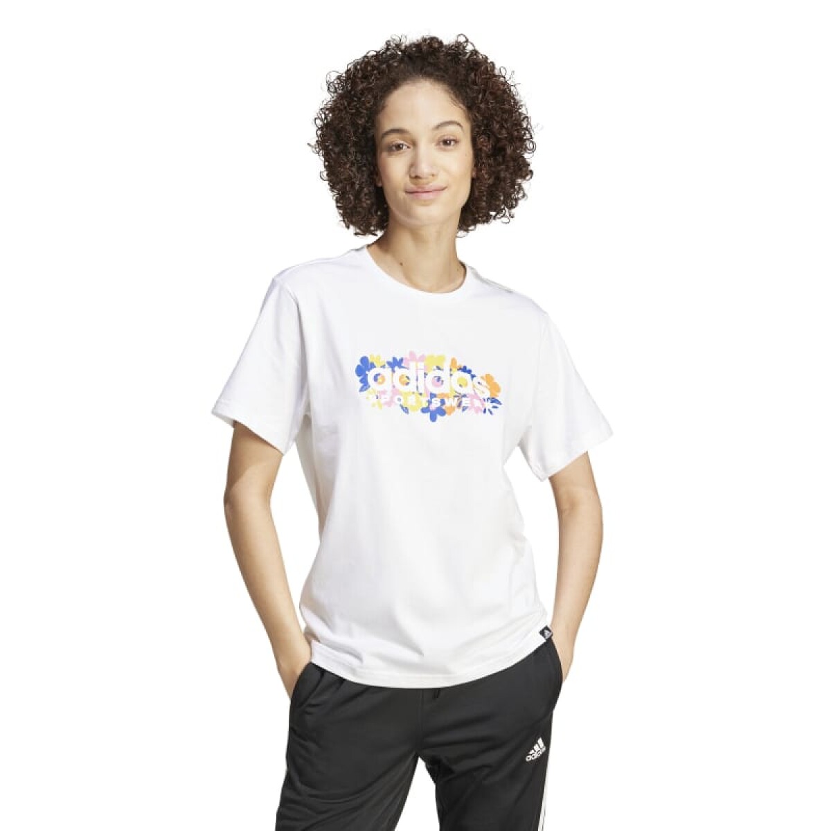 Remera Adidas Soft Side 2.0 de Mujer - IW5157 - Blanco 