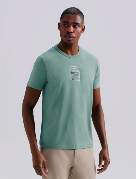 CAMISETA CON ESTAMPA MODELO REGULAR VERDE