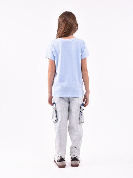 REMERA ESTAMPADA CELESTE