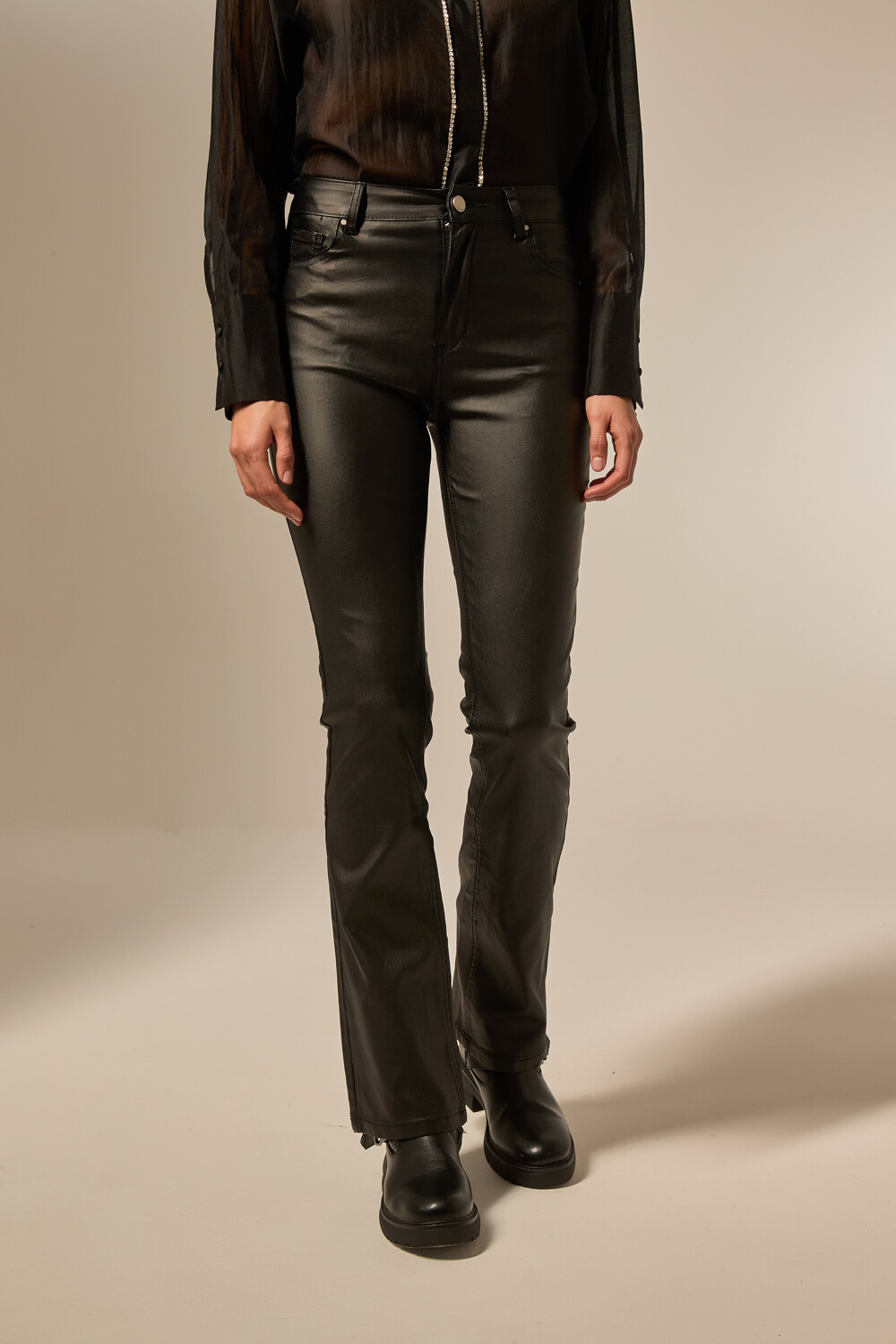 Pantalon Ferfi Negro