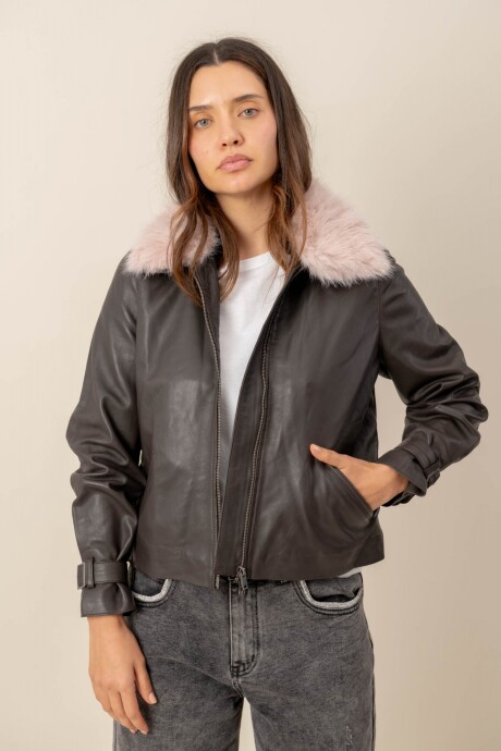 Campera cuero Thar Marrón