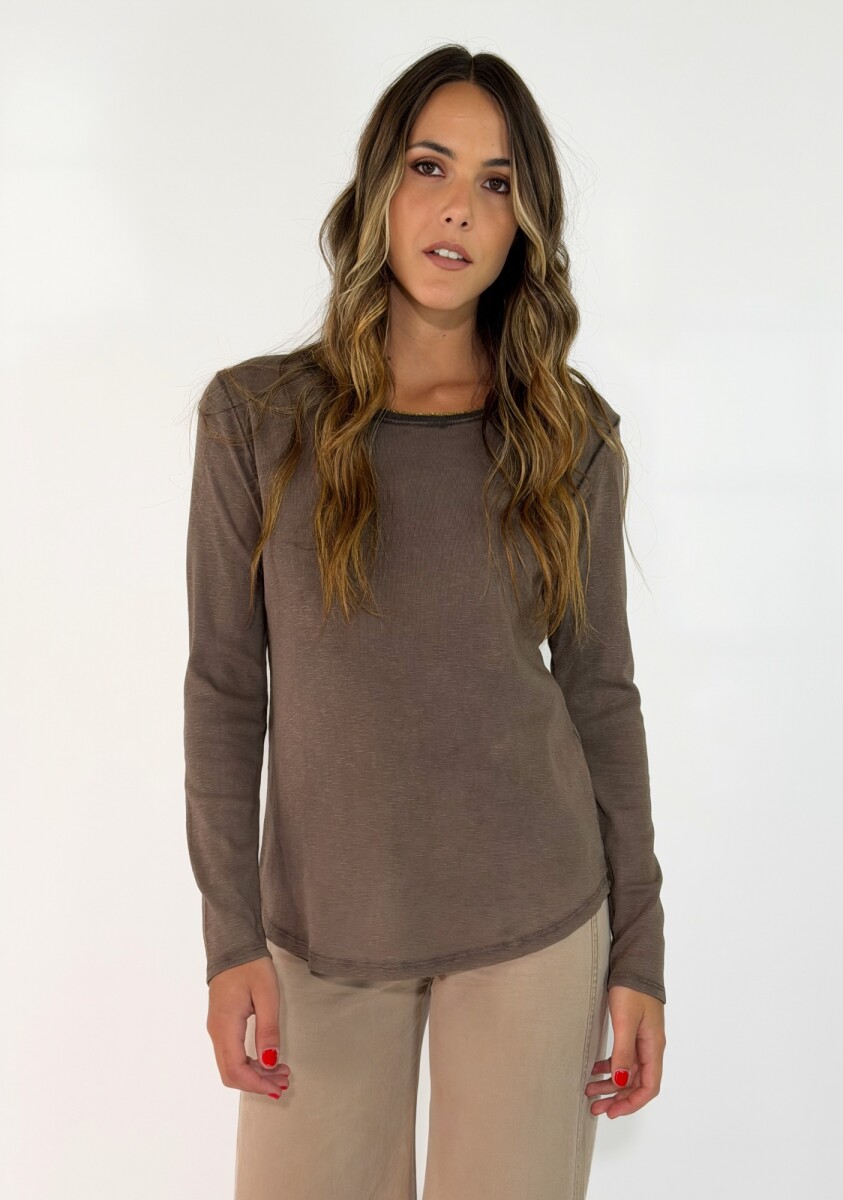 REMERA VENUS - MARRON 