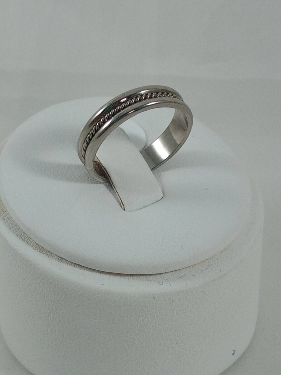 Alianza Oro 18k color Gris Modelo 1 