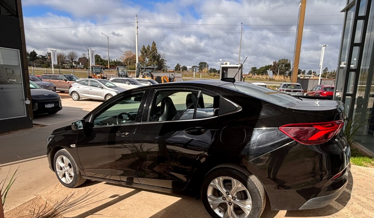 Chevrolet Onix Plus 1.0 Premier - 2020 Chevrolet Onix Plus 1.0 Premier - 2020