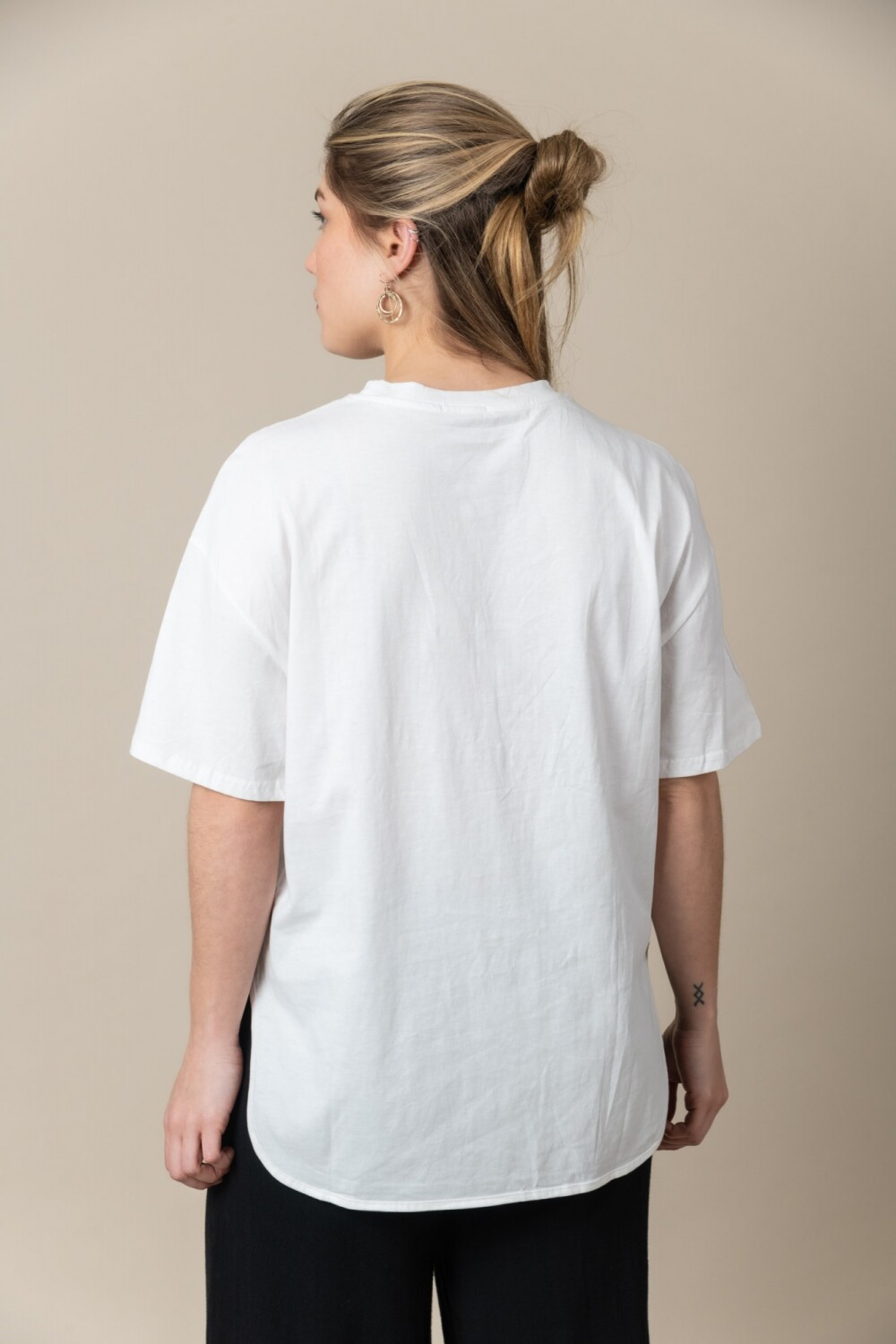 REMERA ANIMO Blanco
