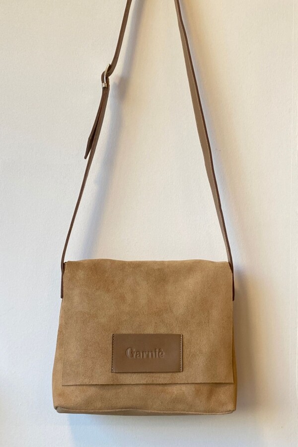 Cartera Felicia Gamuza Beige
