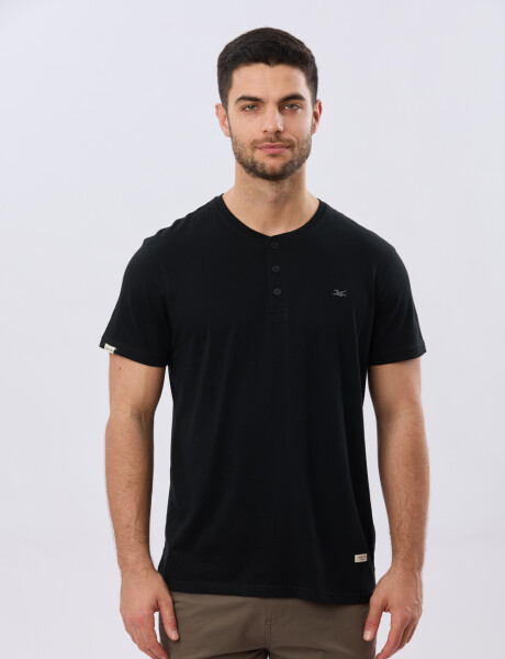 REMERA LISA DE ALGODÓN Negro