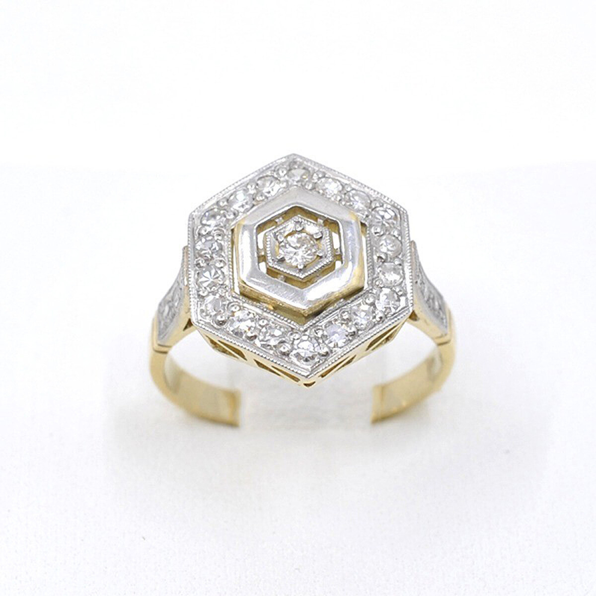Anillo Oro 18K, Platino Y Brillantes 