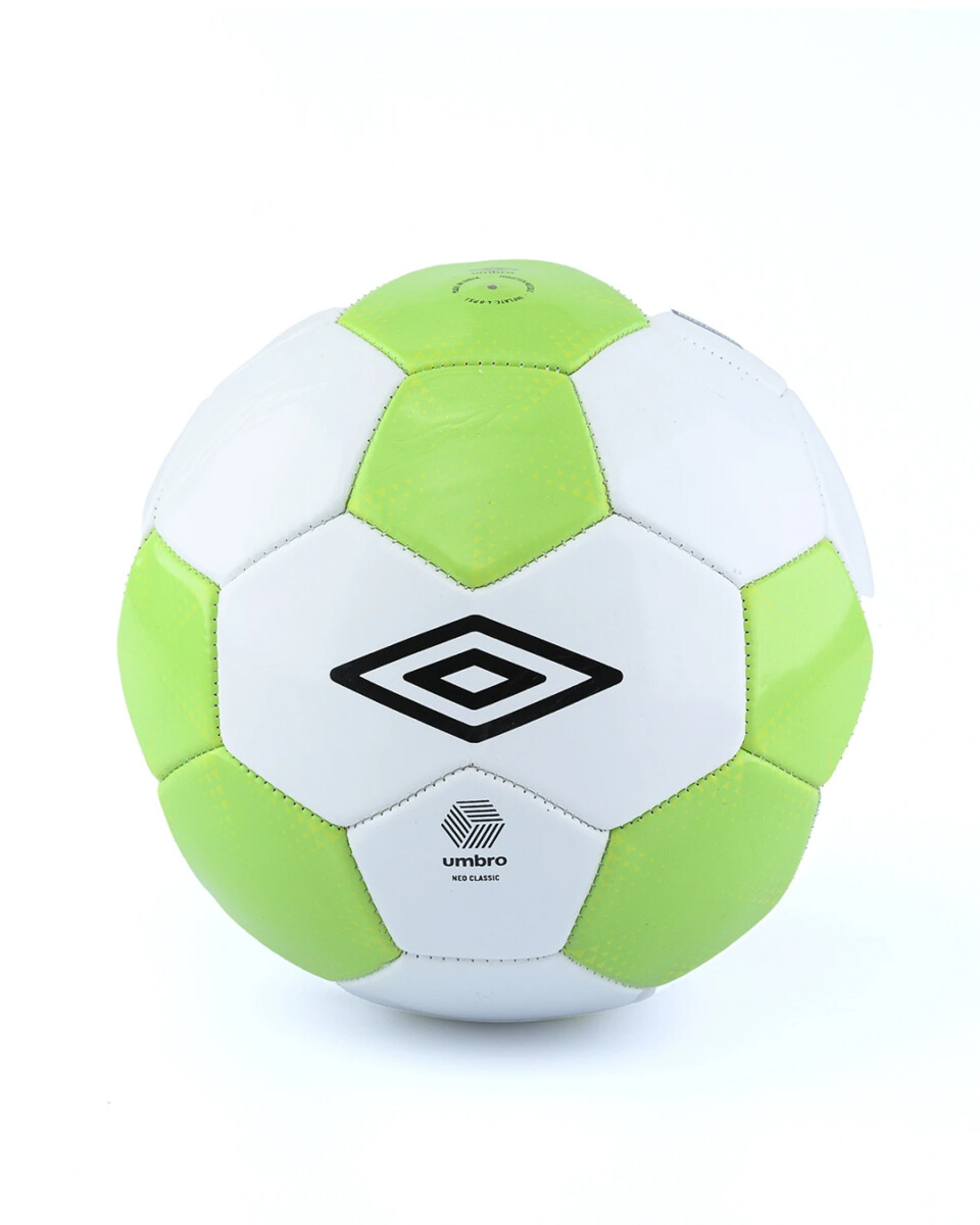 PELOTA RECREATIVA CLASSIC Umbro - 92l 