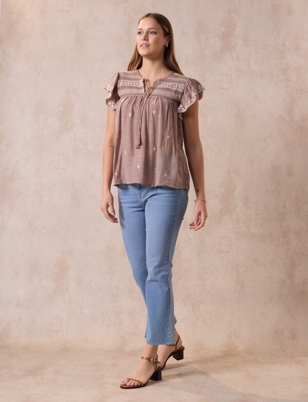 Blusa Bordada TOSTADO