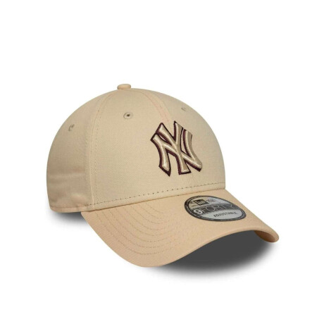 Gorra Team Outline 9Forty Neyyan Unisex Crema
