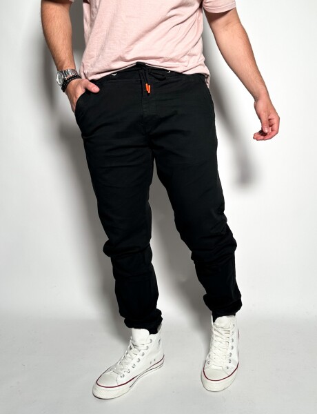 Pantalon con puño Jonas Negro