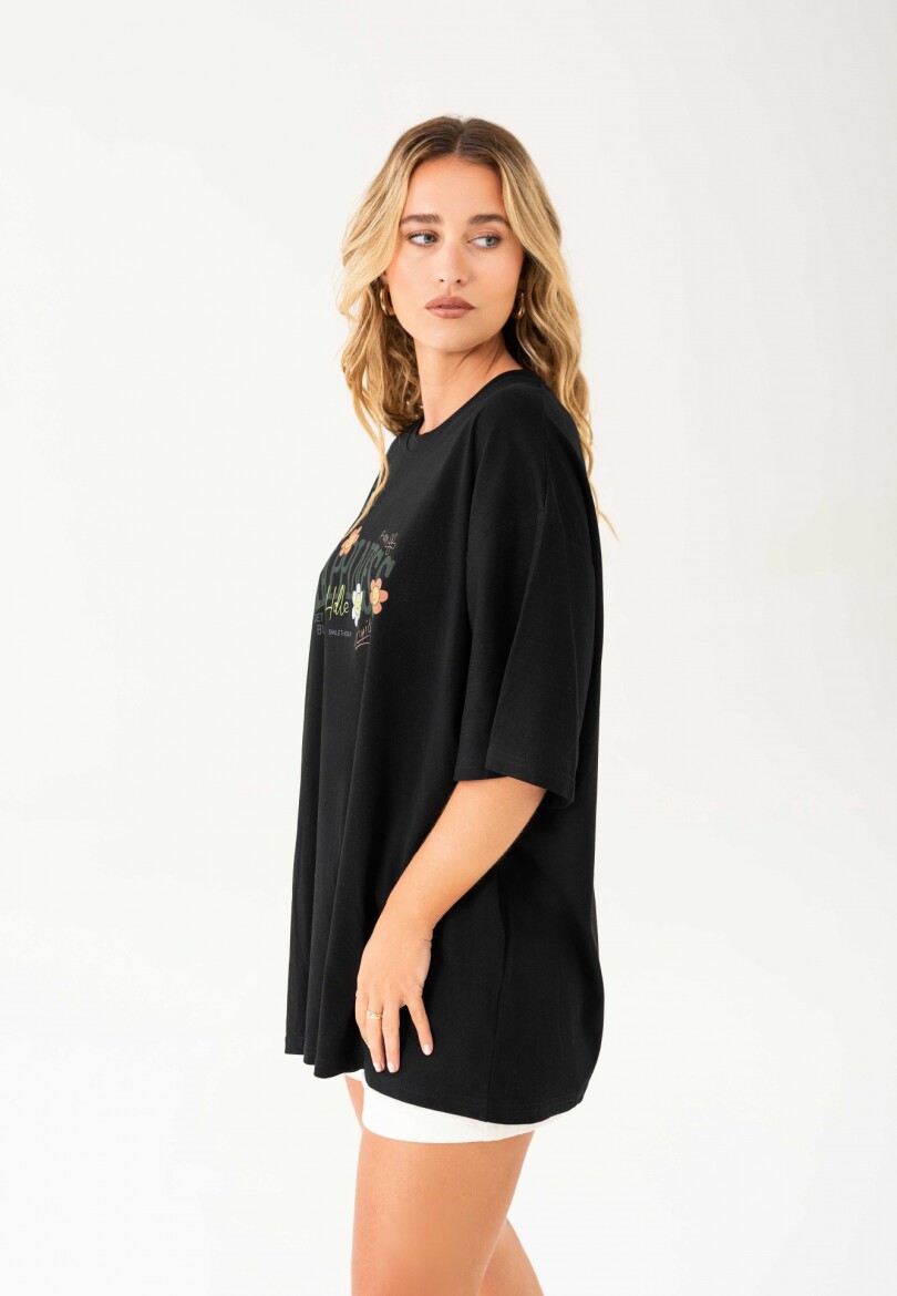 Remera Happiness Negro