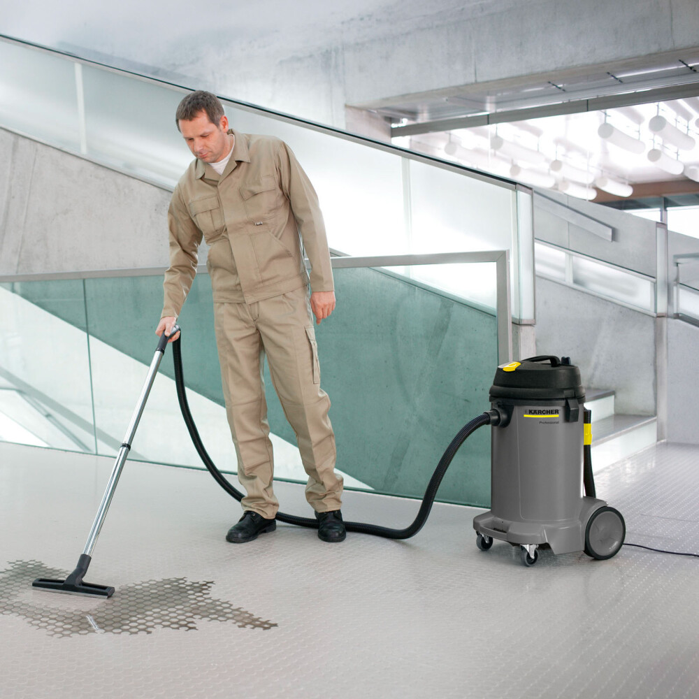 ASPIRADORA 48-L GRIS KARCHER NT48/1