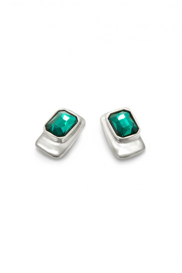 PENDIENTES CON FORMA RECTANGULAR BAÑADOS EN PLATA DE LEY CON CRISTAL VERDE Pendiente