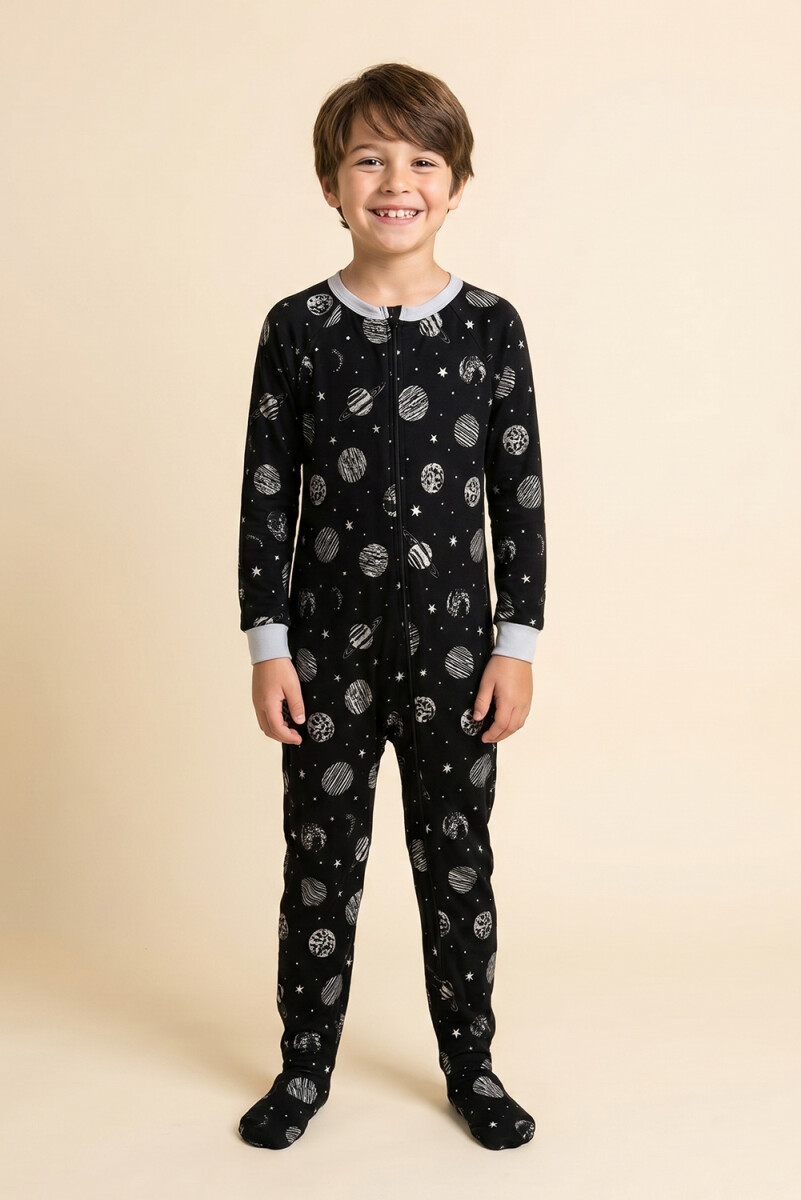 ENTERITO ESTAMPADO CON PIE - NEGRO 